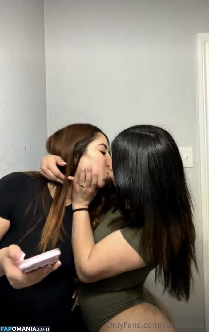  / Isntagram aka Vanebabee / josselinxc.c / vanebabee Nu OnlyFans  Foto vazada #2