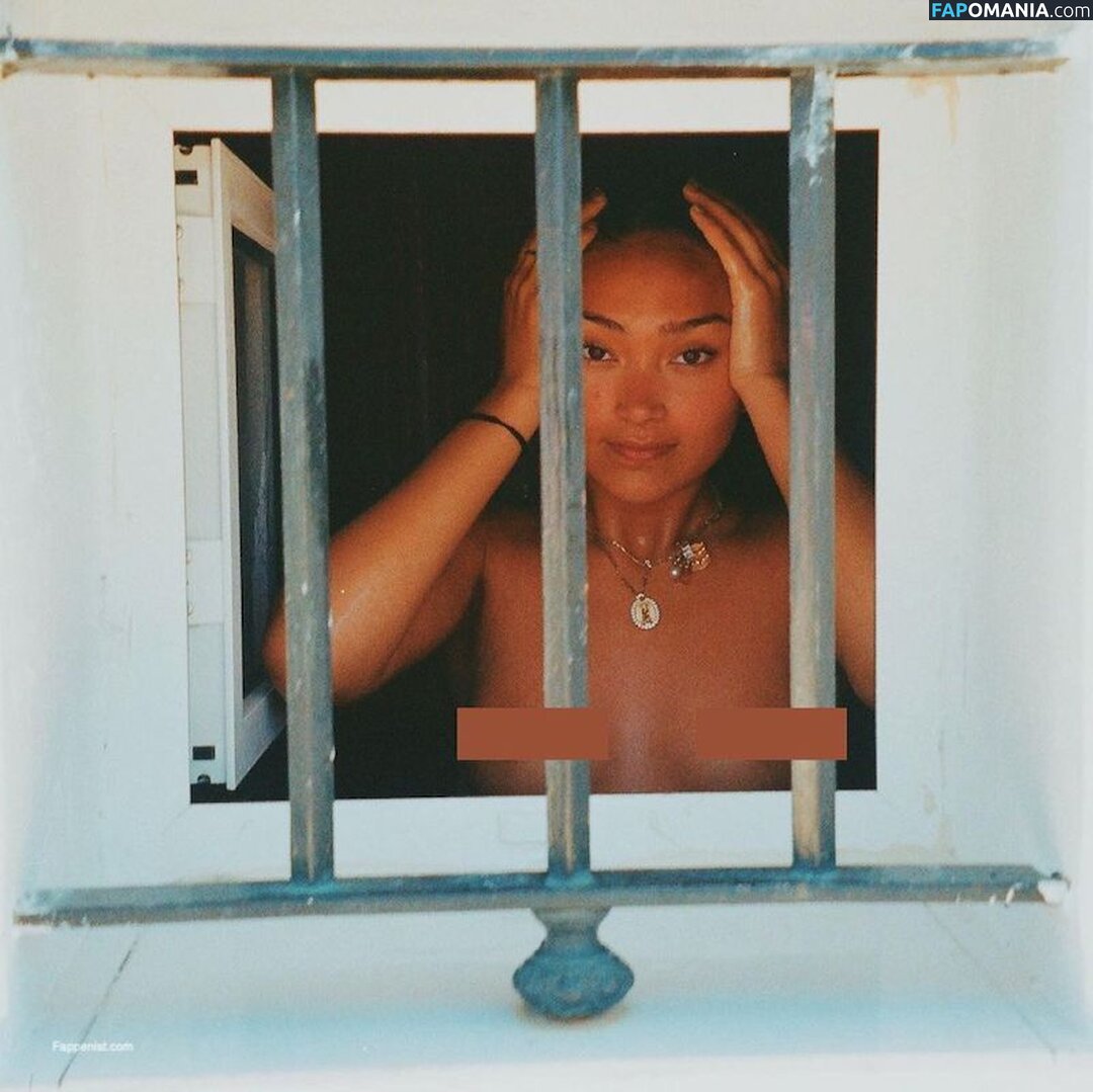 Joy Crookes / https: / joycrookes Nu OnlyFans  Foto vazada #35