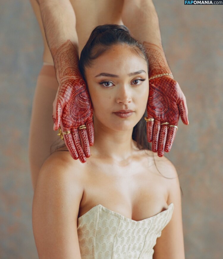 Joy Crookes / https: / joycrookes Nu OnlyFans  Foto vazada #39