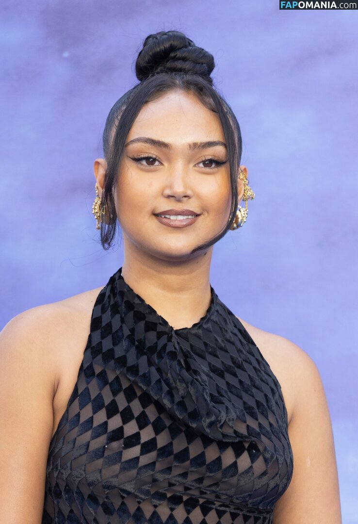 Joy Crookes / https: / joycrookes Nu OnlyFans  Foto vazada #42