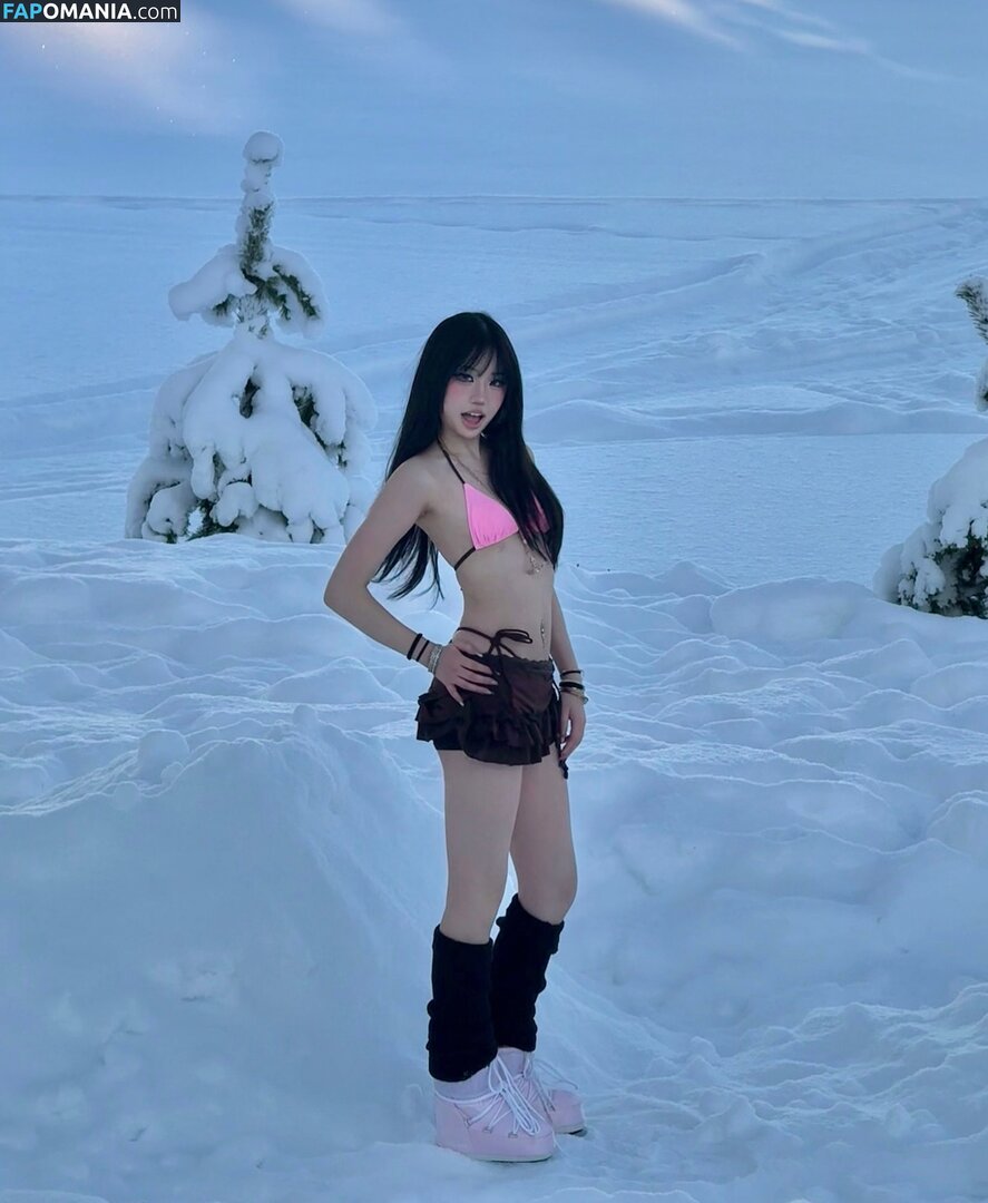 Joyce / joyce.caity / joycee.e / joyciejosephine Nu OnlyFans  Foto vazada #12