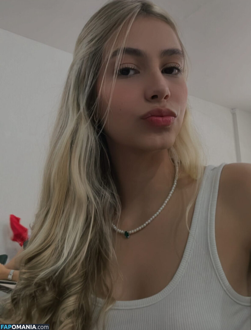 Julia Castrom / dark_bunny / julia.castrom Nu OnlyFans  Foto vazada #2