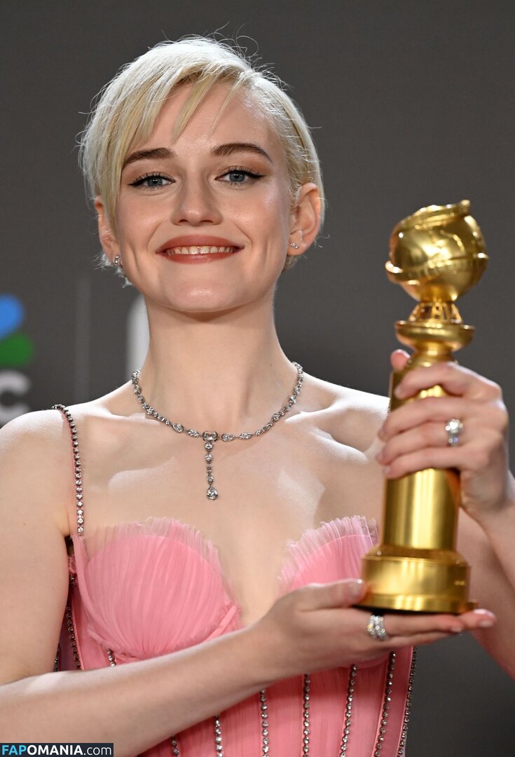 Julia Garner / juliagarnerofficial / ztyg_29 Nu OnlyFans  Foto vazada #3