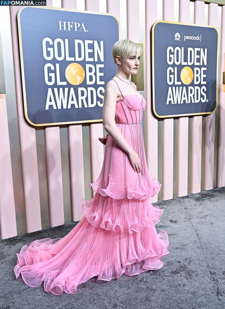 Julia Garner / juliagarnerofficial / ztyg_29 Nu OnlyFans  Foto vazada #6