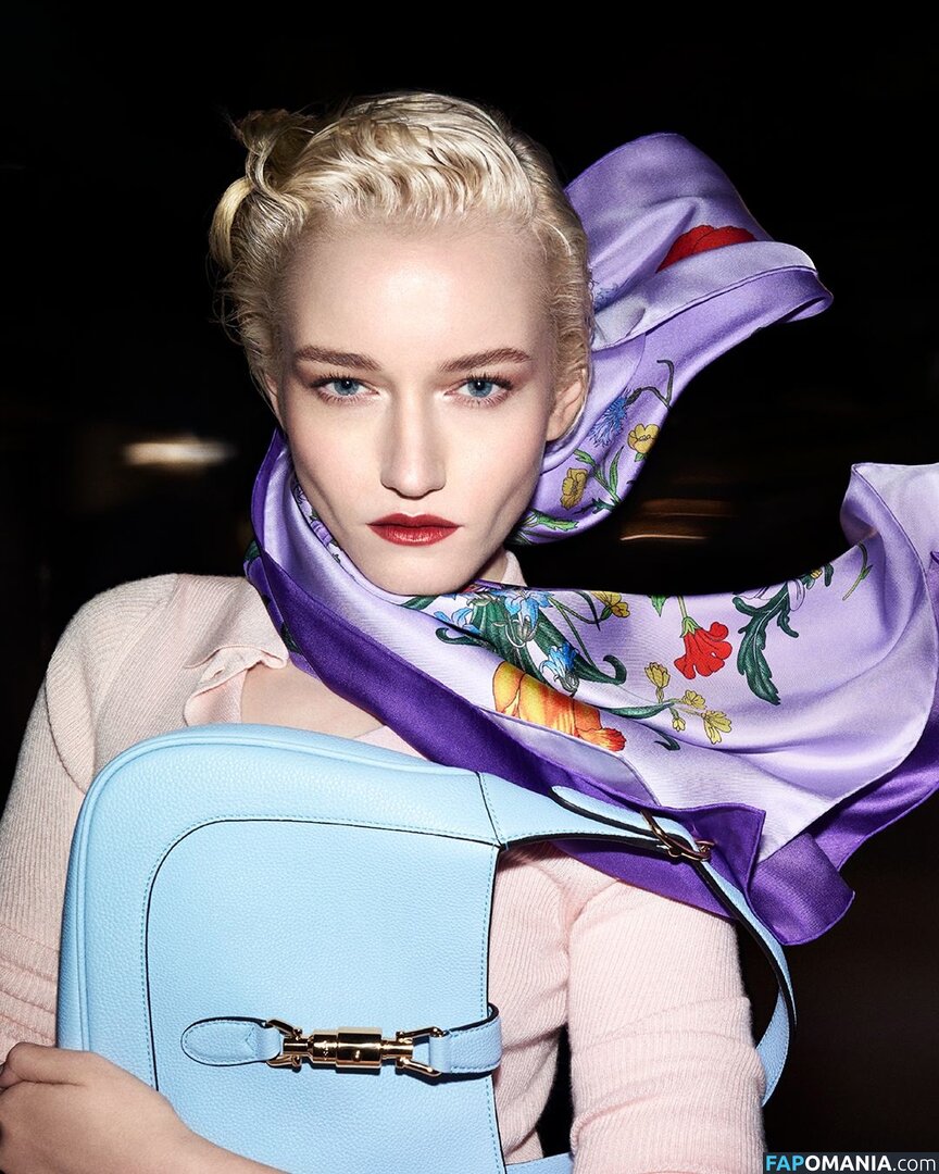 Julia Garner / juliagarnerofficial / ztyg_29 Nu OnlyFans  Foto vazada #15