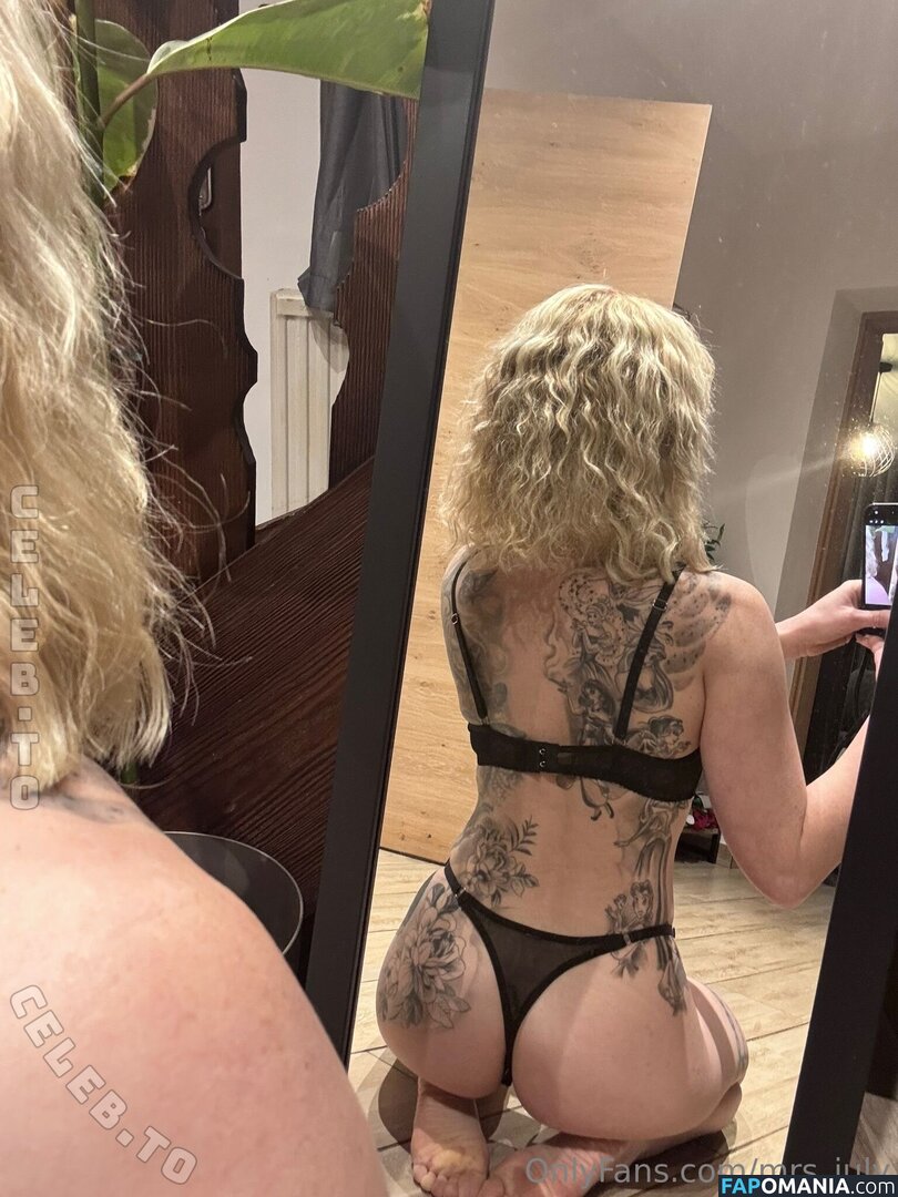 Julia Kern / july_kern_ / mrs_july Nu OnlyFans  Foto vazada #3