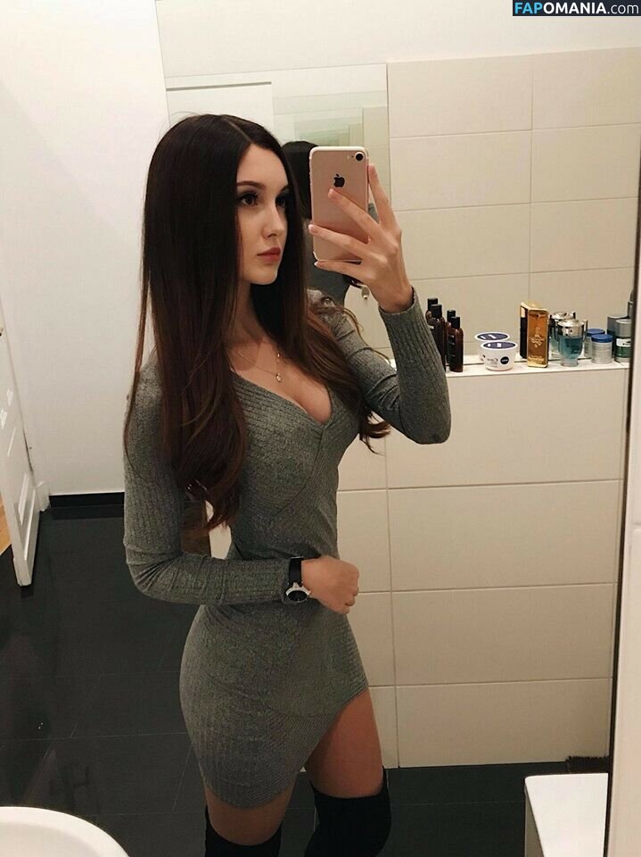 Julia Majch / Moonunyo / Shieru Nu OnlyFans  Foto vazada #54
