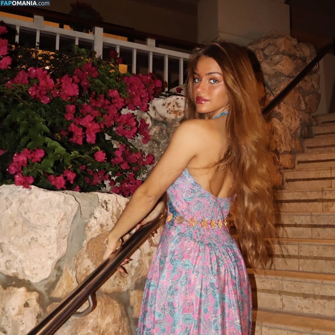 Julia Molinari / Jumo / juliahmolinari / ludmiimolinari Nu OnlyFans  Foto vazada #20