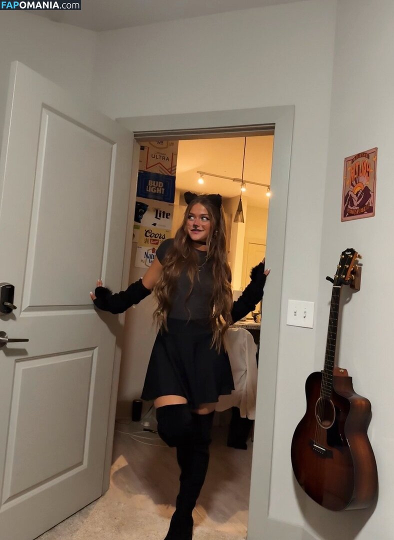 Julia Molinari / Jumo / juliahmolinari / ludmiimolinari Nu OnlyFans  Foto vazada #24