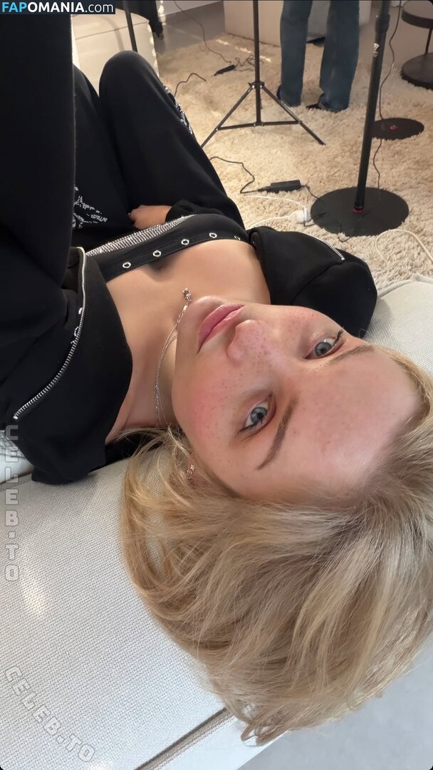 Julia Wulf / juleslw / julesslw Nu OnlyFans  Foto vazada #14