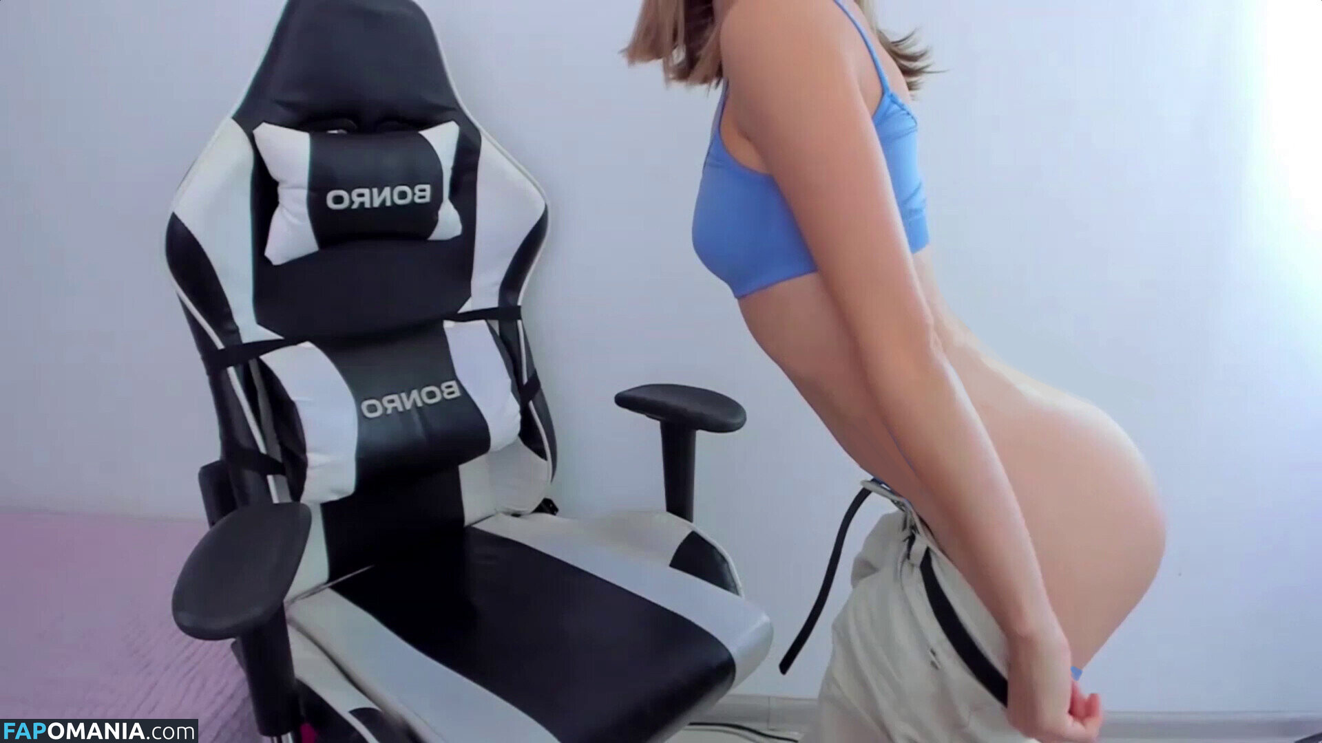 janicecarons / julia_dreams.co / juliadreamsi / juliawoodis / lisamerrins Nu OnlyFans  Foto vazada #1