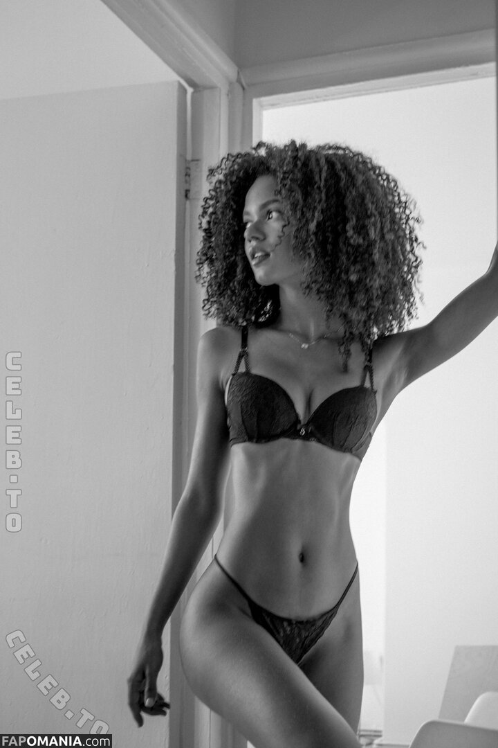 Juliana Nalu / https: / juliananalu / naluando / nalujuliana Nu OnlyFans  Foto vazada #315