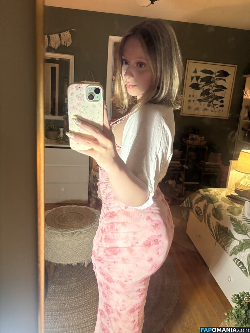 https: / juls.meow Nu OnlyFans  Foto vazada #1