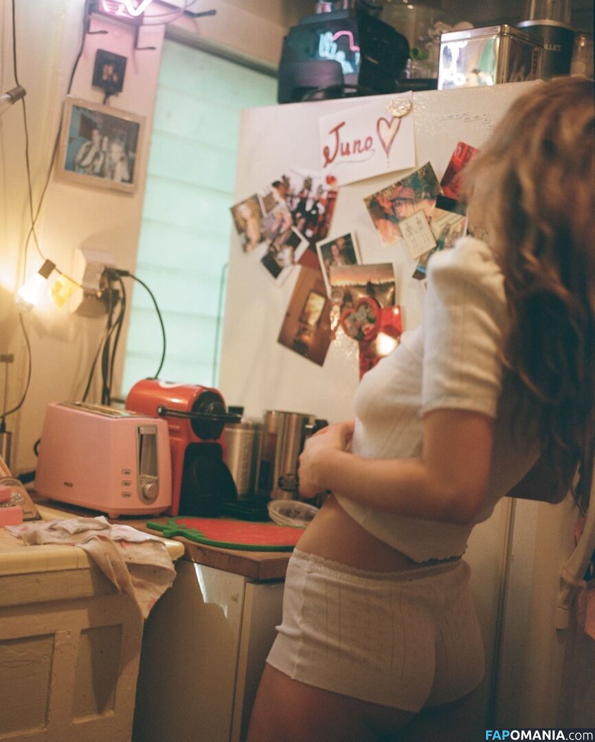 Juno Temple / junotemple Nu OnlyFans  Foto vazada #16