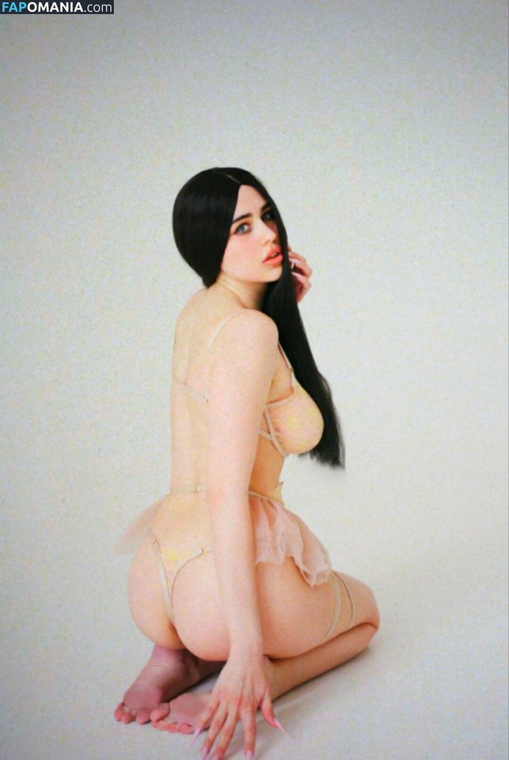 K1ra1 / _k.1.r.a / wannaseemore Nu OnlyFans  Foto vazada #3