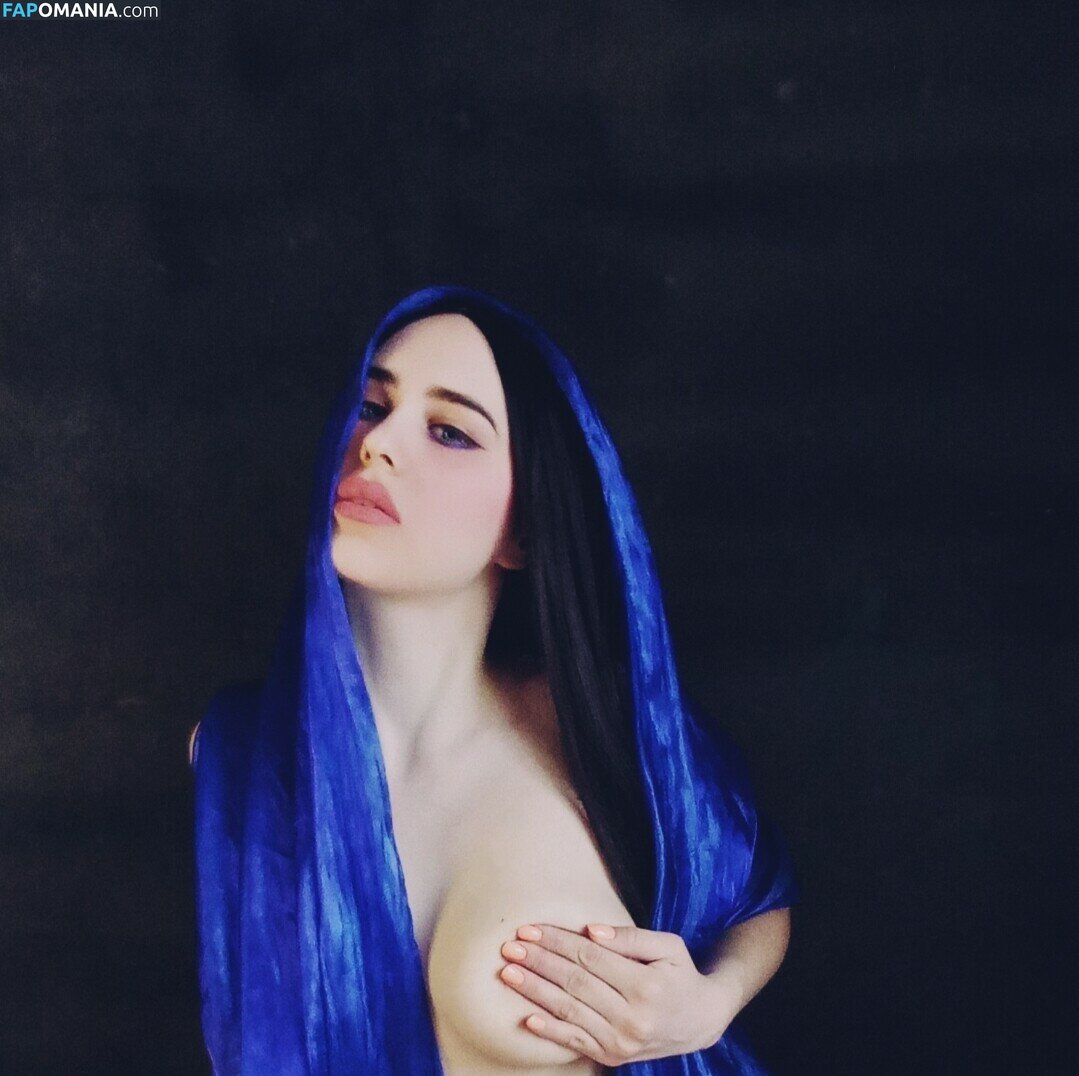 K1ra1 / _k.1.r.a / wannaseemore Nu OnlyFans  Foto vazada #7