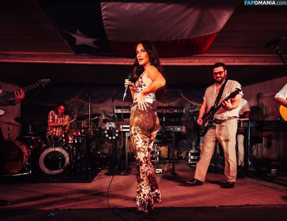 Kacey Musgraves / heavenlyyhazel / spaceykacey Nu OnlyFans  Foto vazada #34