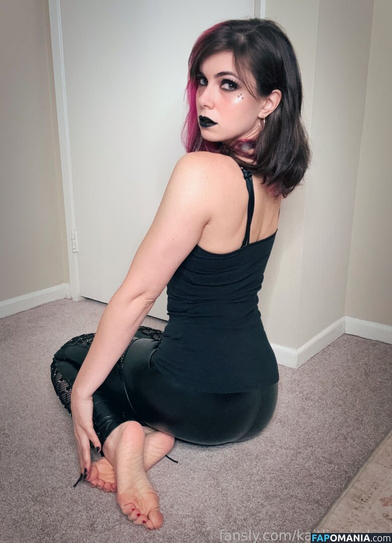 Kaitlin Witcher / KaitlinWitcher / piddleass Nu OnlyFans  Foto vazada #275