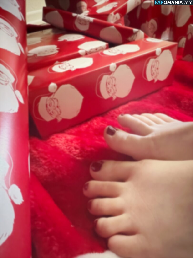 Kaitlin Witcher / KaitlinWitcher / piddleass Nu OnlyFans  Foto vazada #304