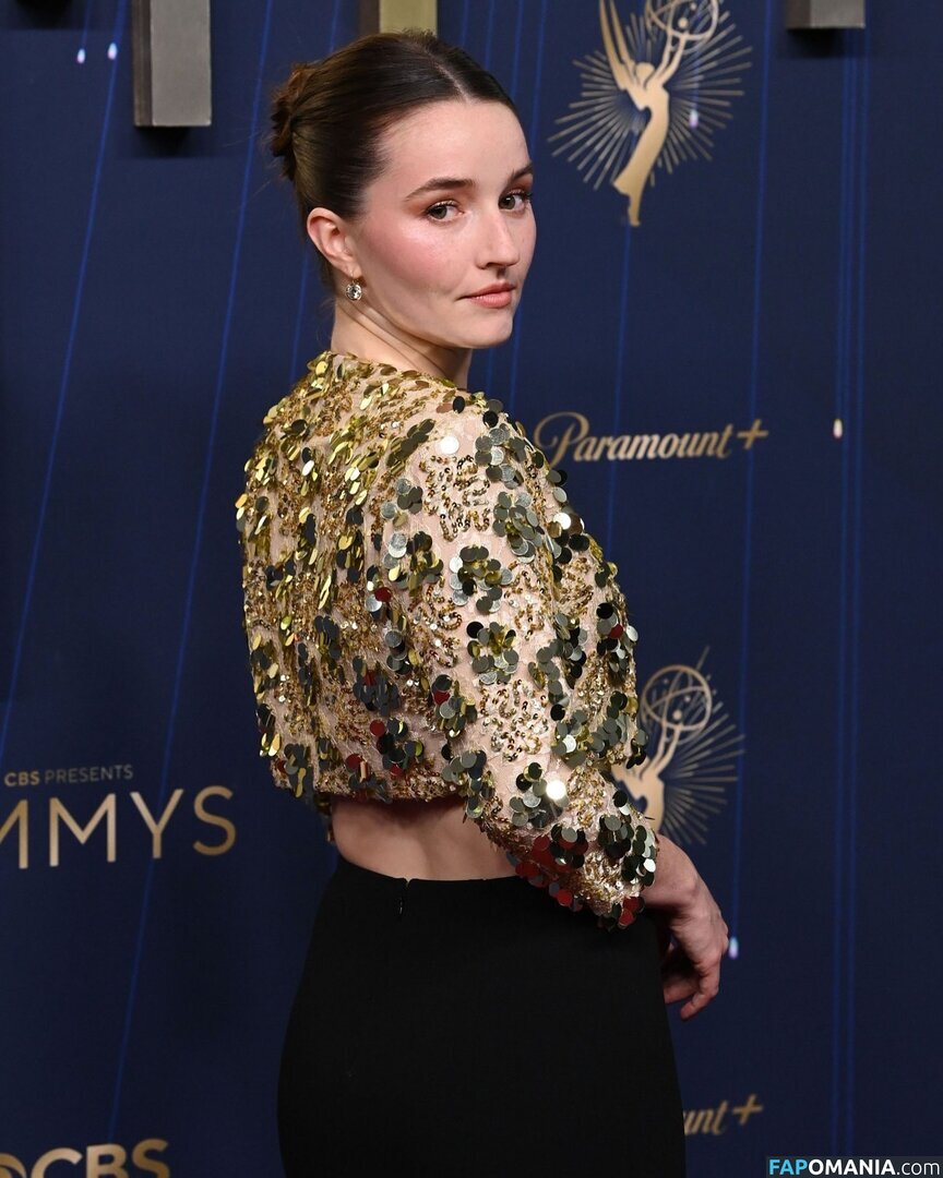 Kaitlyn Dever / kaitlyndever Nu OnlyFans  Foto vazada #5