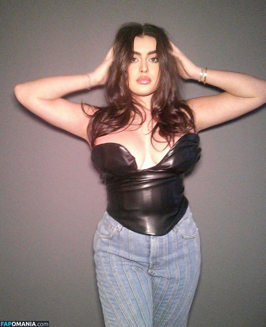 Kalani Hilliker / kalanihilliker Nu OnlyFans  Foto vazada #407