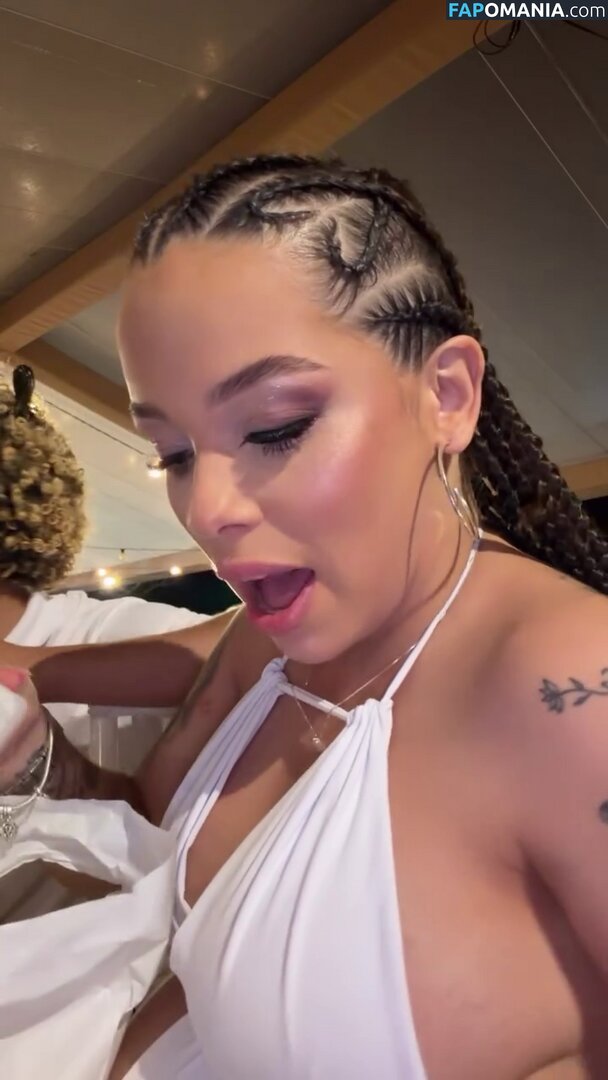 Kamyla Maria / kamysmarya Nu OnlyFans  Foto vazada #7