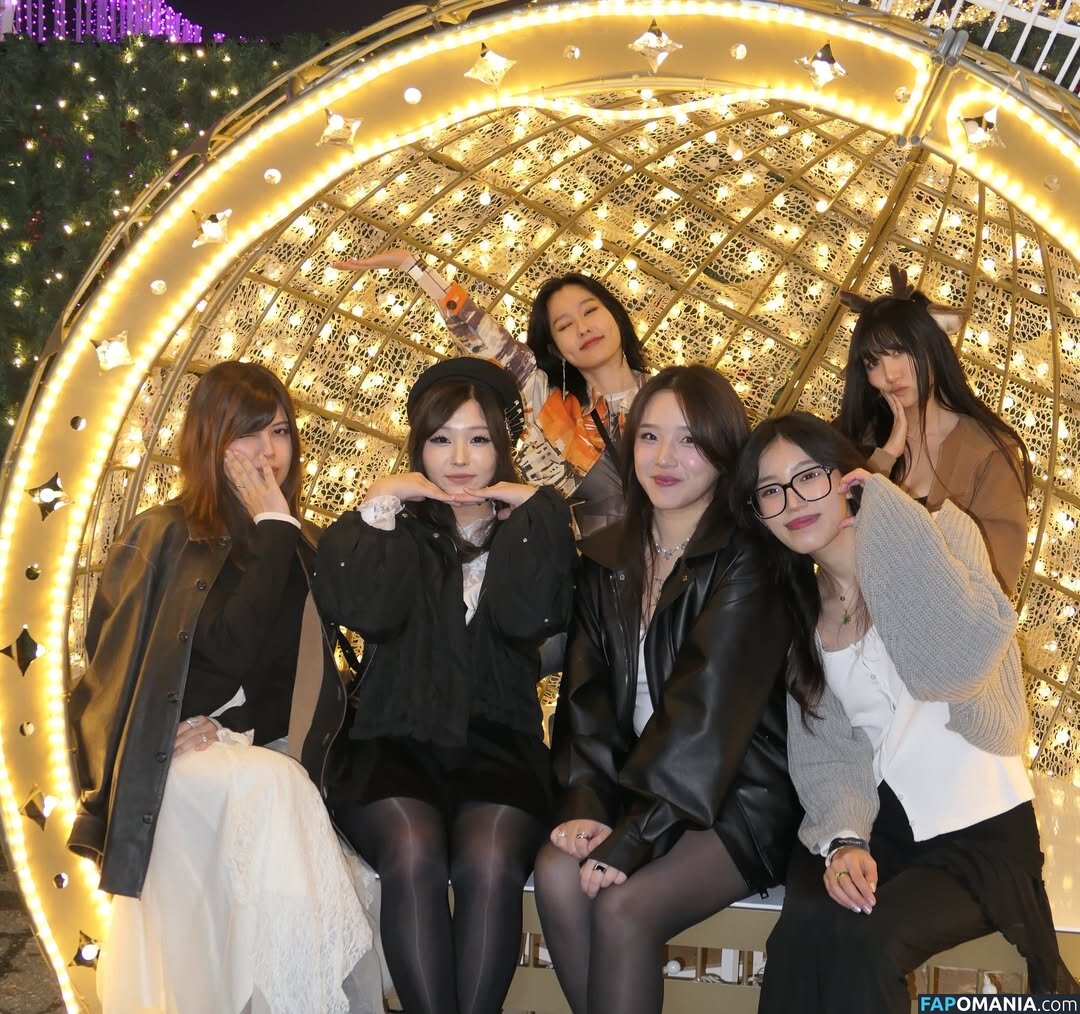 Aikuros / Hyoon / Kang Hee Yoon / floaromaa Nu OnlyFans  Foto vazada #385