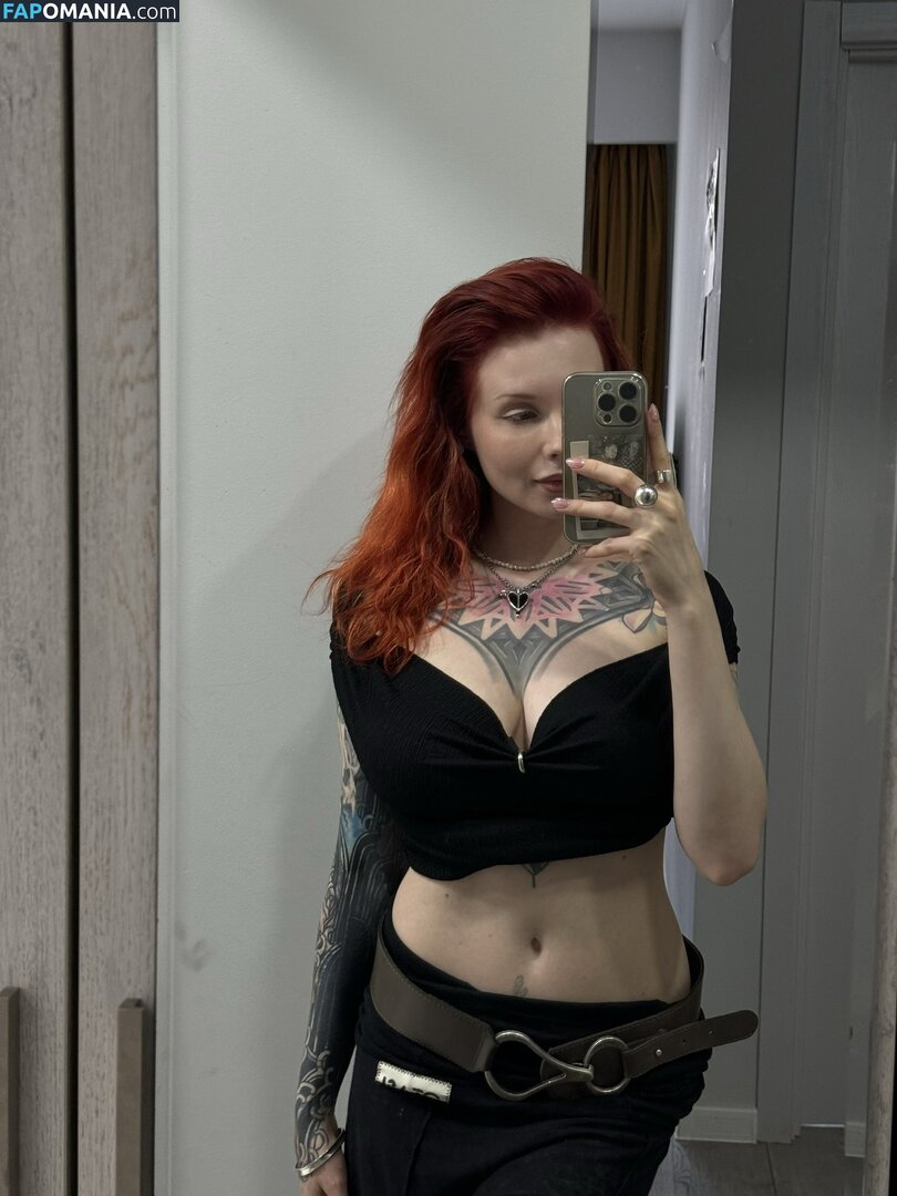 Karina Kherman / NebelaiaK / kher.man Nu OnlyFans  Foto vazada #18