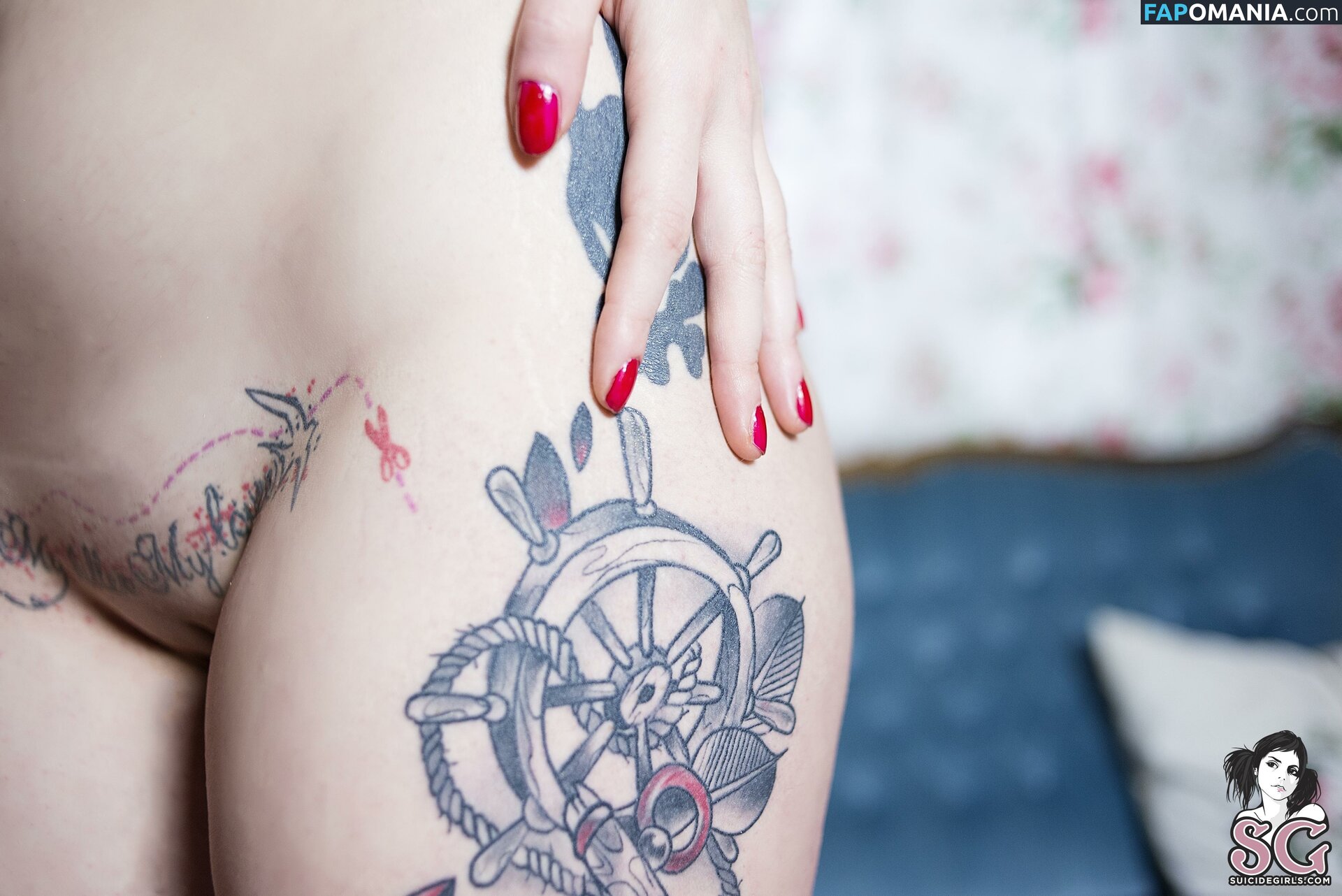 _karmina_ / vipk_official Nu OnlyFans  Foto vazada #10