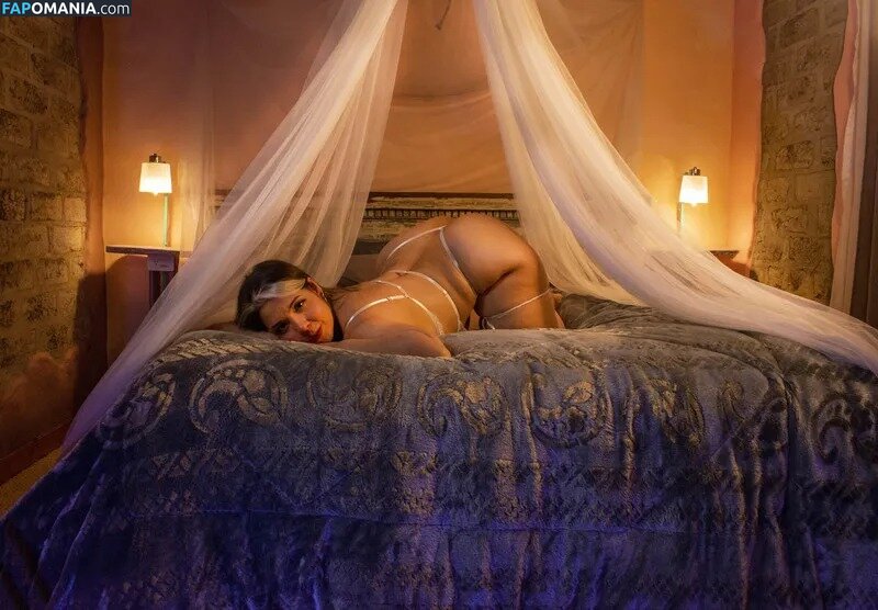 Karolwhitee / karolwhite.oficial Nu OnlyFans  Foto vazada #9