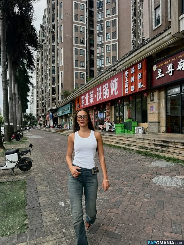 Katerina Safarova / kat_safarova Nu OnlyFans  Foto vazada #1