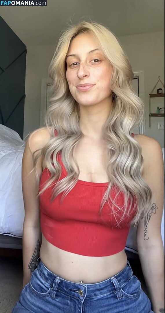 Katelynrae / Katelynrae6 / https: / kaatelynrae Nu OnlyFans  Foto vazada #2