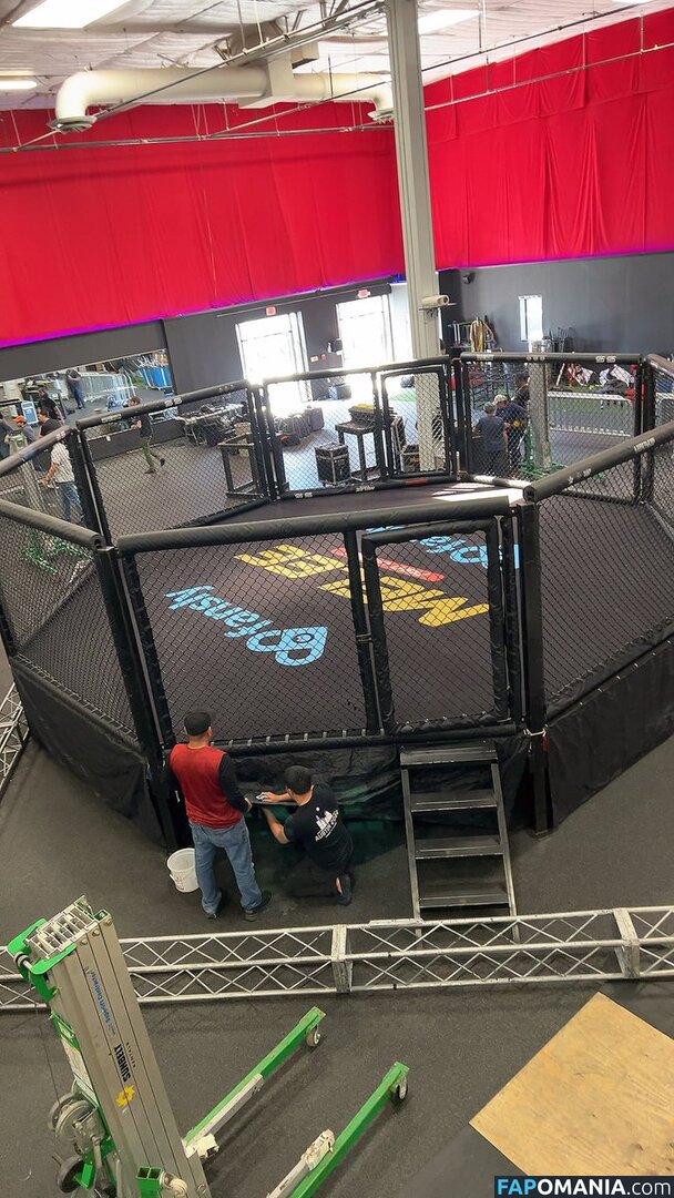 Kati3Kat / Kati3katMFC / blu3kitten / kati3_kat Nu OnlyFans  Foto vazada #20