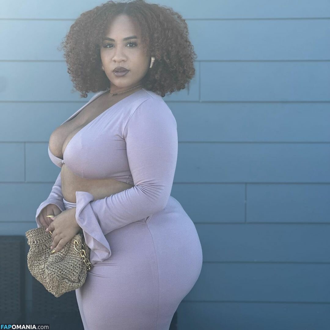 KathrynnMarie / Katmari23 / mynameskathrynn Nu OnlyFans  Foto vazada #23