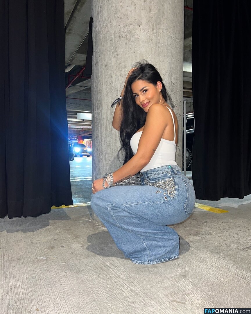 Katya Elise Henry / katyaelisehenry / katyaelisehenrysworld Nu OnlyFans  Foto vazada #1118