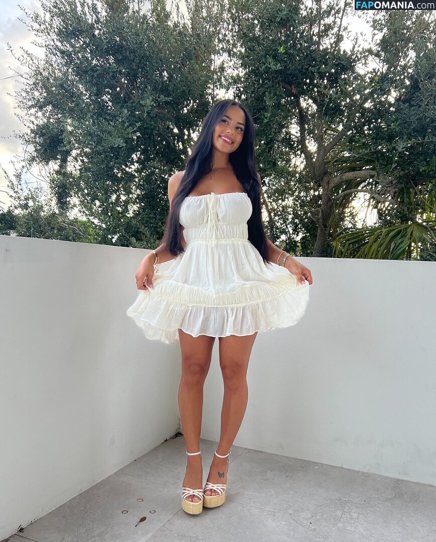 Katya Elise Henry / katyaelisehenry / katyaelisehenrysworld Nu OnlyFans  Foto vazada #1124