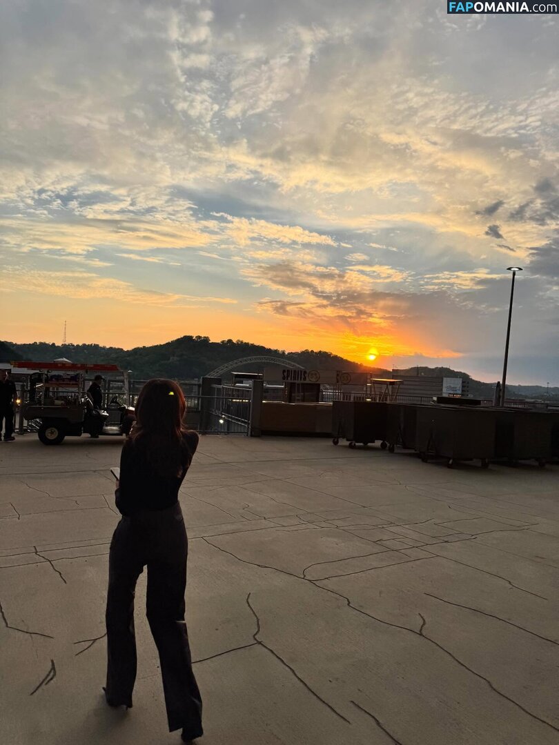 Kay Adams / heykayadams Nu OnlyFans  Foto vazada #3