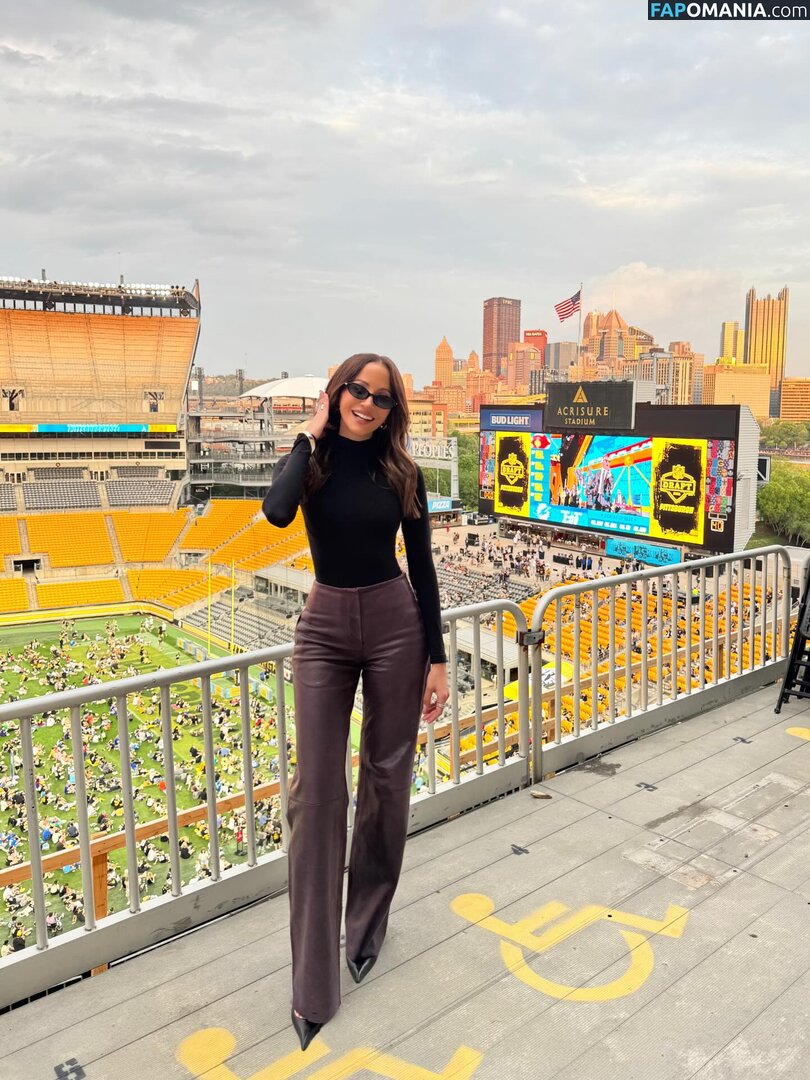 Kay Adams / heykayadams Nu OnlyFans  Foto vazada #4