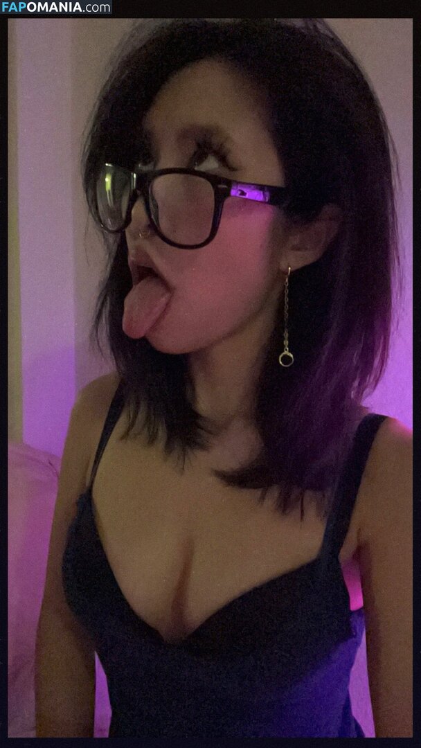  / Asian Baby Girl / kayla.vy Nu OnlyFans  Foto vazada #14