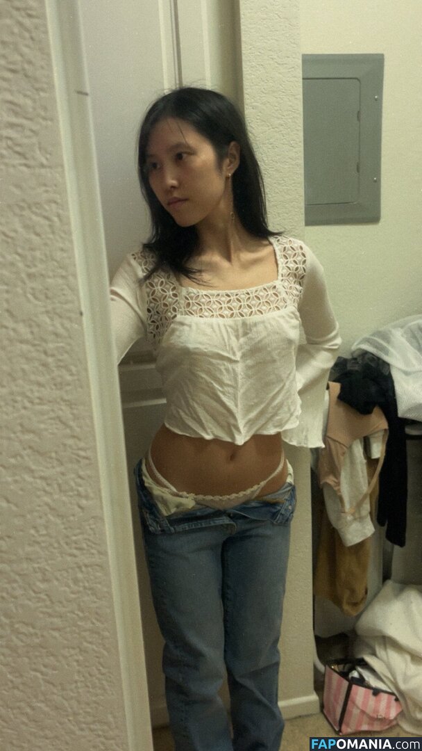  / Asian Baby Girl / kayla.vy Nu OnlyFans  Foto vazada #17