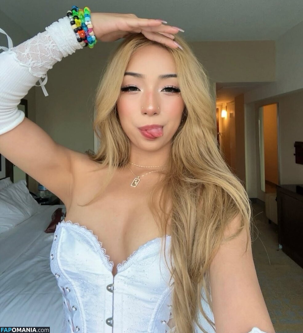  / Asian Baby Girl / kayla.vy Nu OnlyFans  Foto vazada #31