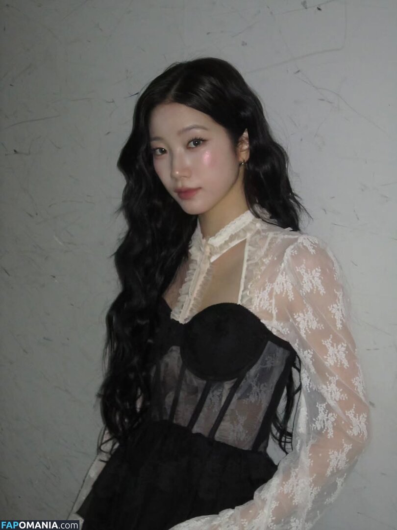 Kazuha Nakamura 中村 一葉 / LESSERAFIM / zuhazana Nu OnlyFans  Foto vazada #22