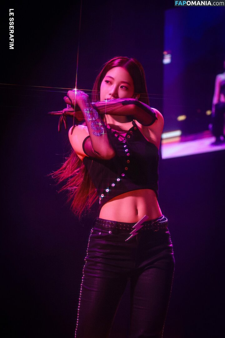 Kazuha Nakamura 中村 一葉 | LESSERAFIM Nu OnlyFans  Foto vazada #18