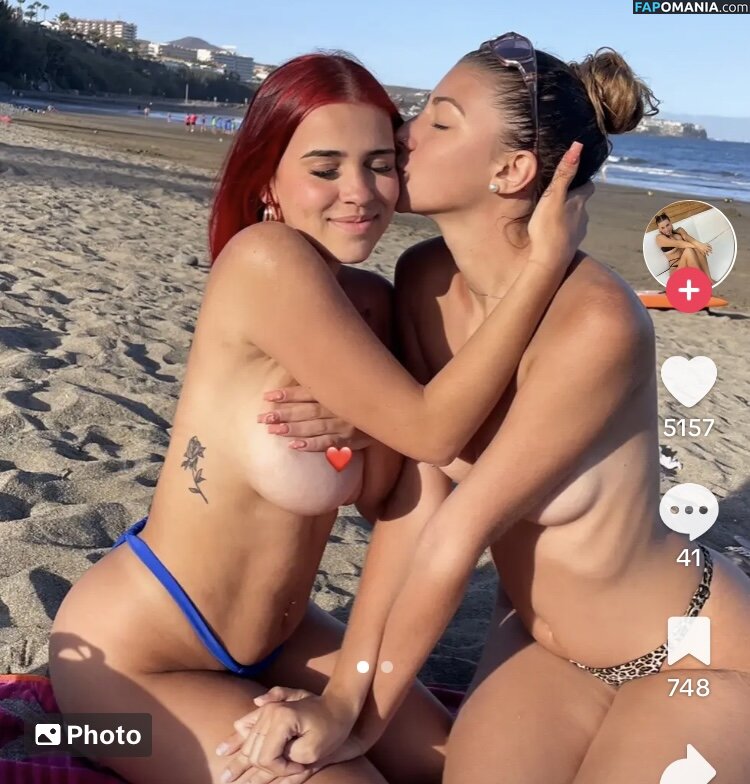 Kiara Rosario / kiararosario_ / wifenxtdoor Nu OnlyFans  Foto vazada #16