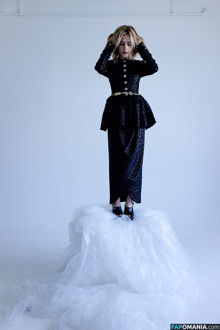 AdventuresSabrina / Kiernan Shipka / kiernanshipka Nu OnlyFans  Foto vazada #1529