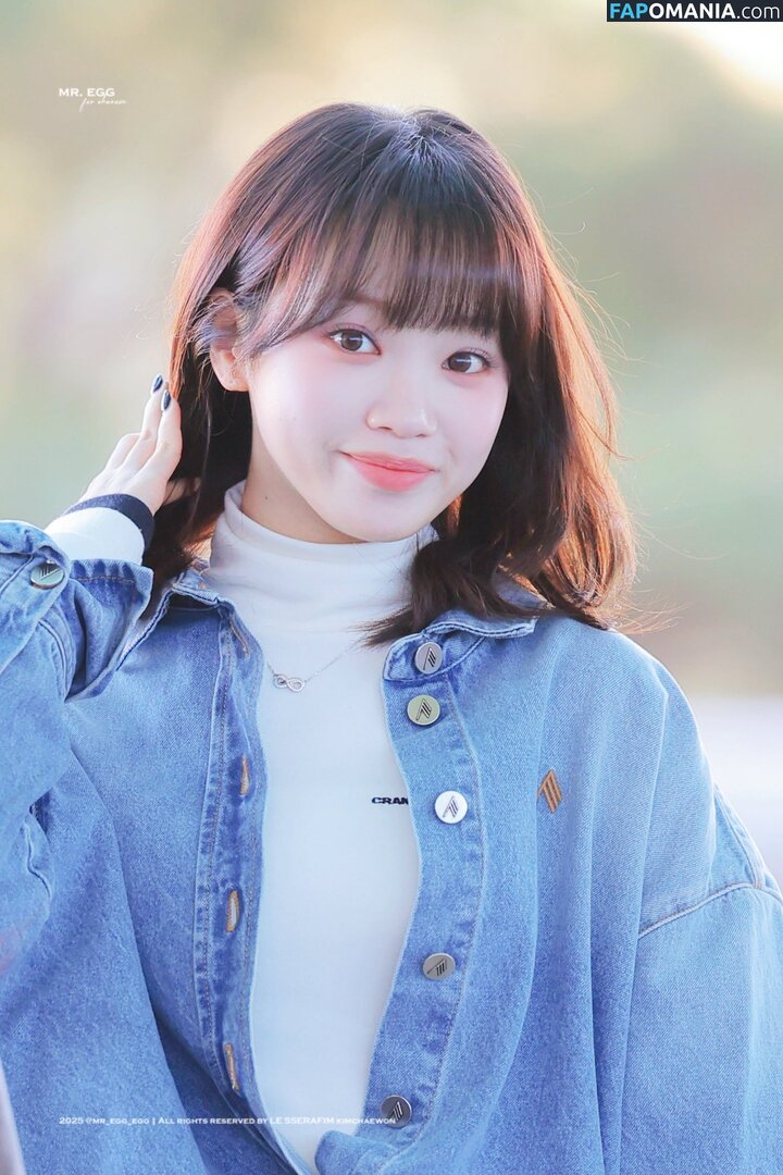 Kim Chaewon / _chaechae_1 / 김채원 Le Sserafim Nu OnlyFans  Foto vazada #2