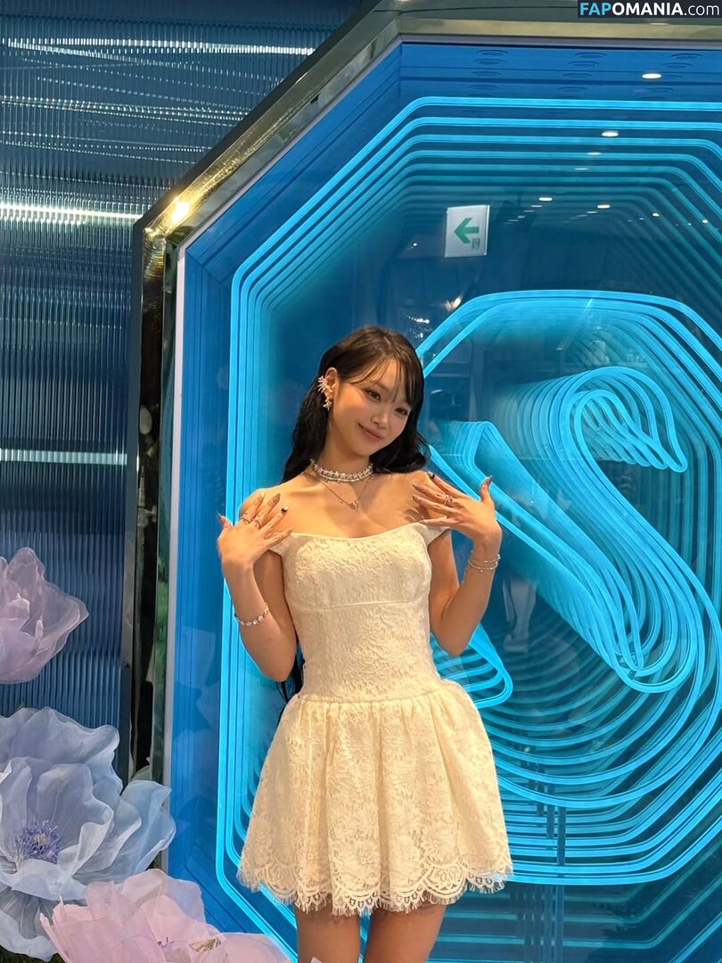 Kim Chaewon / _chaechae_1 / 김채원 Le Sserafim Nu OnlyFans  Foto vazada #53