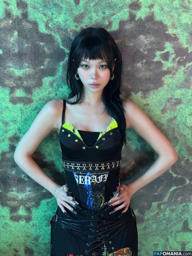 Kim Chaewon / _chaechae_1 / 김채원 Le Sserafim Nu OnlyFans  Foto vazada #54