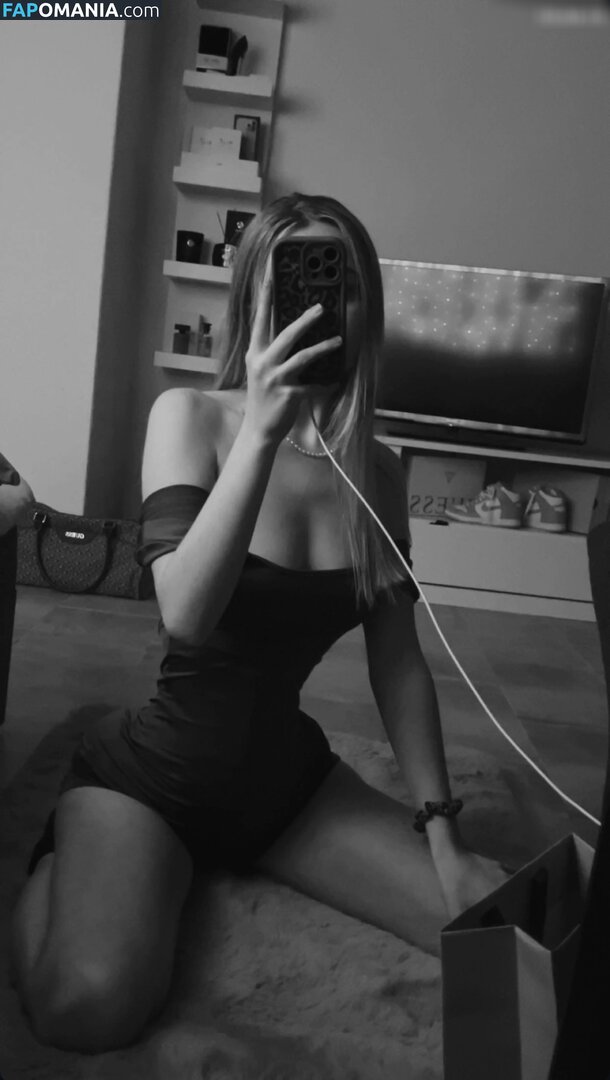 Kim Jule / kim___jule / kim__jule / kimjule / kims__secret Nu OnlyFans  Foto vazada #37