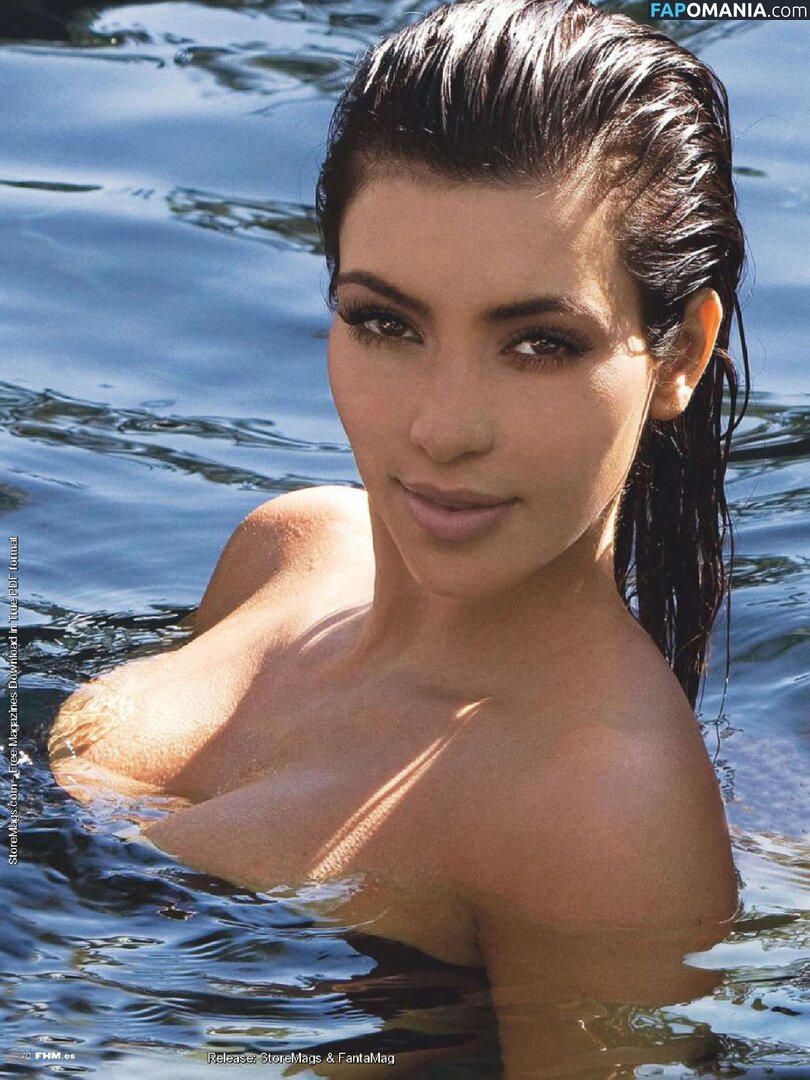 Kim Kardashian / kimkadarshian / kimkardashian Nu OnlyFans  Foto vazada #47